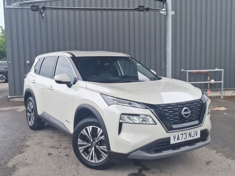 Nissan X-Trail 1.5 E-power E-4orce 213 Acenta Prem 7 St White