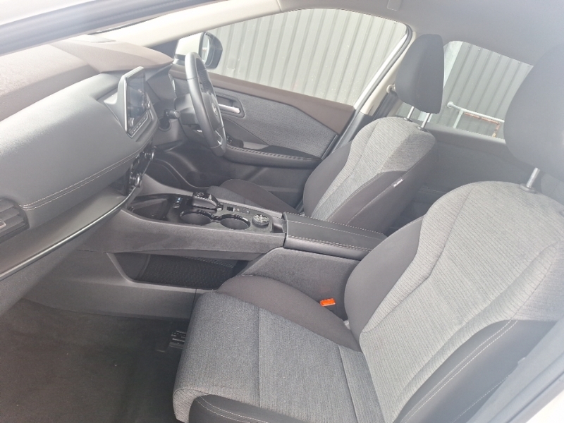 Nissan X-Trail 1.5 E-power E-4orce 213 Acenta Prem 7 St YA73NJV White #5