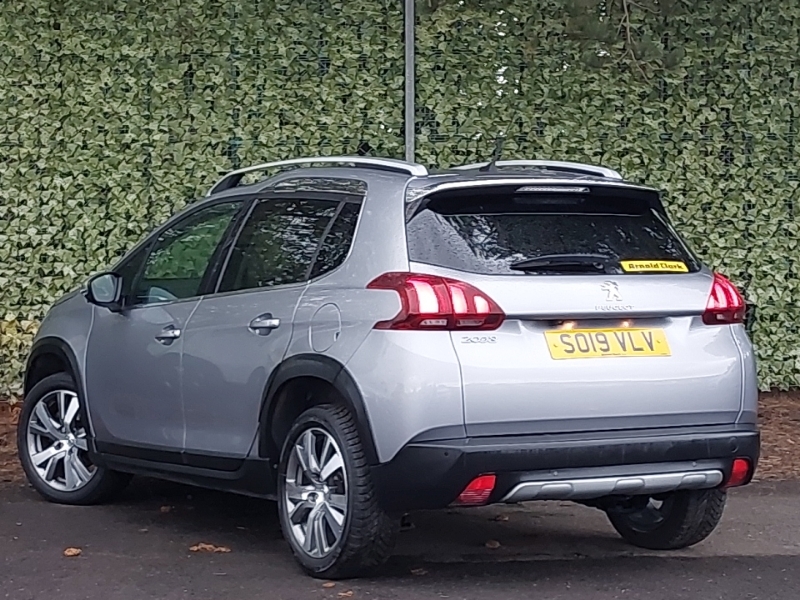 Peugeot 2008 1.2 Puretech 110 Allure Premium Eat6 SO19VLV Grey #2