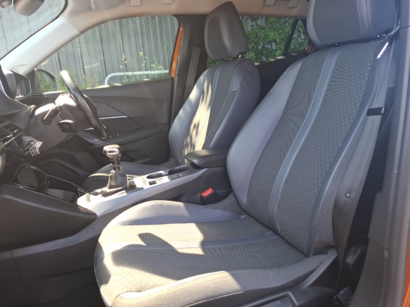 Peugeot 2008 1.2 Puretech Allure FN20RVC Orange #5