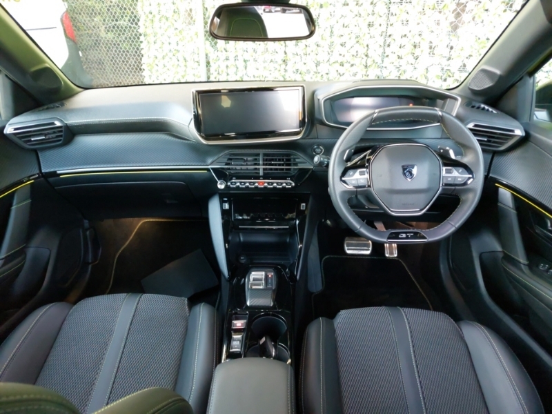 Peugeot 208 1.2 Hybrid 100 Gt E-dsc6 KO74HTT Yellow #3