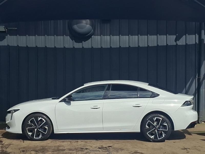 Peugeot 508 1.6 Hybrid 225 Gt E-eat8 White #4