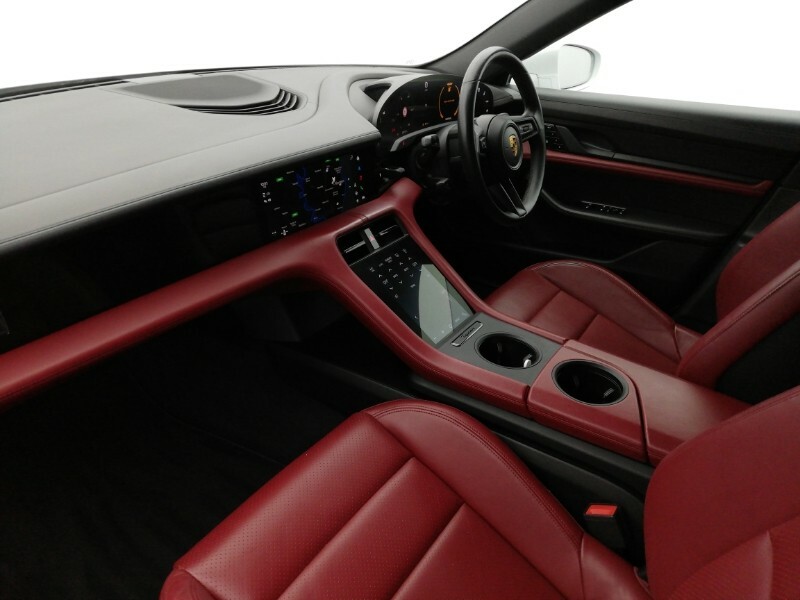 Porsche Taycan 420Kw 4S 93Kwh White #5