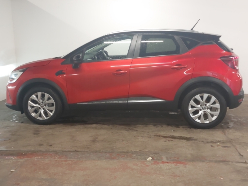 Renault Captur 1.0 Tce 100 Iconic SB70ENE Red #4