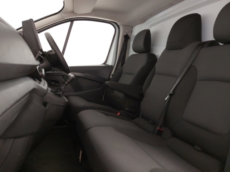 Renault Trafic Ll30 Blue Dci 130 Business Van YE73OPG White #5