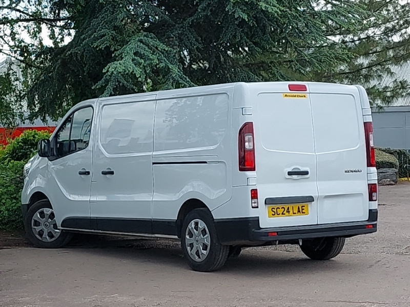Renault Trafic Ll30 Blue Dci 130 Advance Safety Van SC24LAE White #2