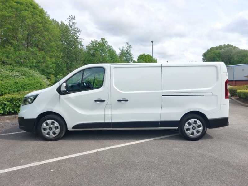 Renault Trafic Ll30 Blue Dci 130 Advance Safety Van SG74JWC White #4