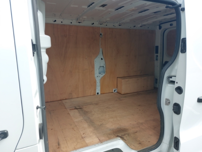 Renault Trafic Ll30 Blue Dci 130 Advance Safety Van SG74JWC White #6