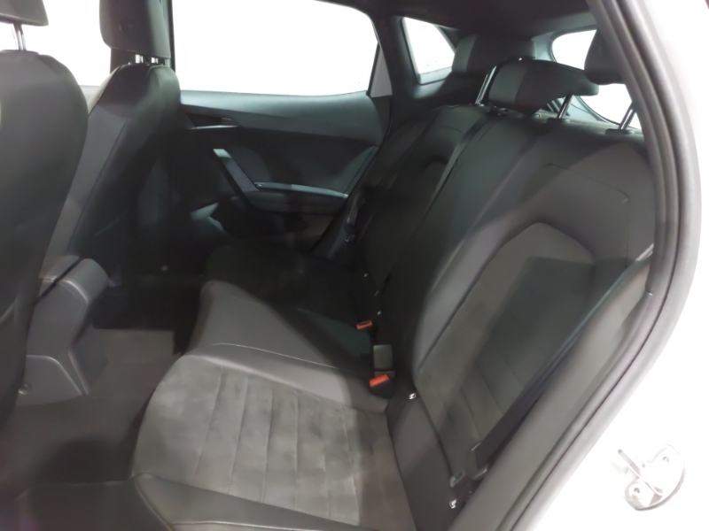 Seat Ibiza 1.0 Tsi 110 Xcellence Lux YH23FHC White #6