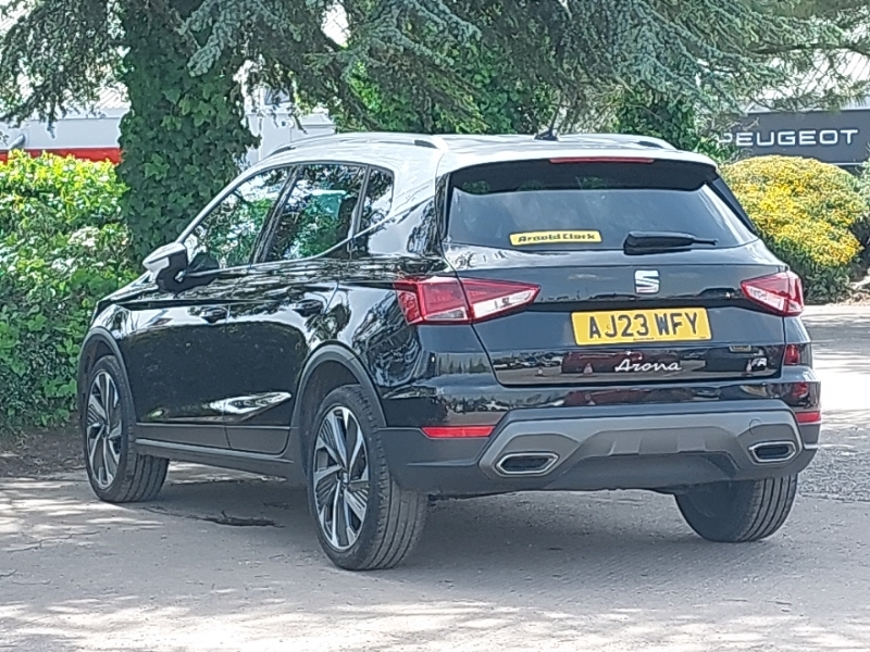 Seat Arona 1.0 Tsi 110 Fr Sport Dsg AJ23WFY Black #2