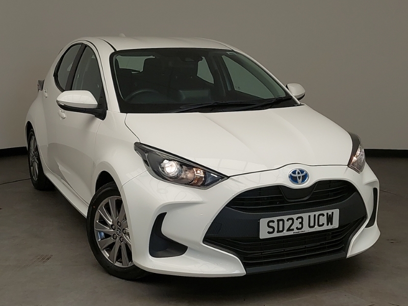Toyota Yaris 1.5 Hybrid Icon Cvt White