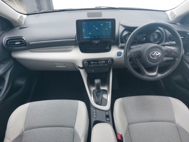 Toyota Yaris 1.5 Hybrid Excel Cvt PY72KUH White #3