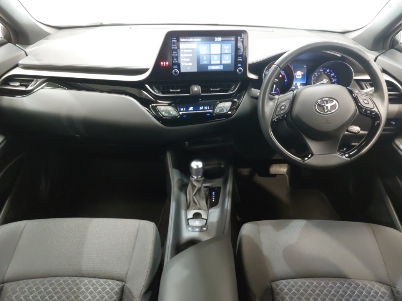 Toyota C-Hr 1.8 Hybrid Icon Cvt PK23OBN White #3