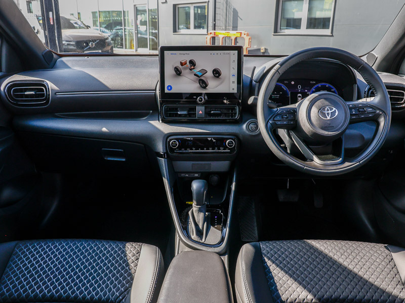 Toyota Yaris 1.5 Hybrid Excel Cvt RJ24JXF Silver #3