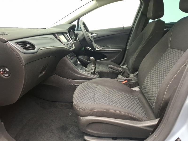 Vauxhall Astra 1.0T Ecotec Design DU18UKN Silver #5