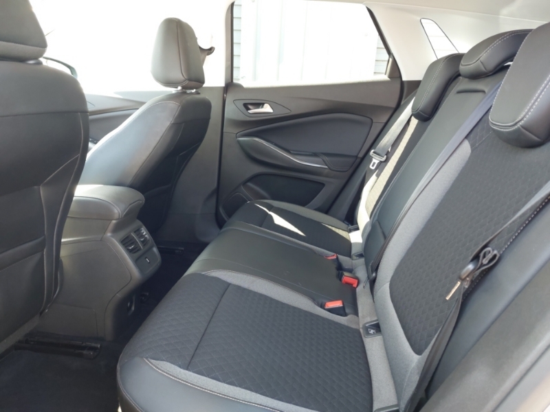 Vauxhall Grandland X 1.5 Turbo D Business Edition Nav DP69GWZ Grey #6