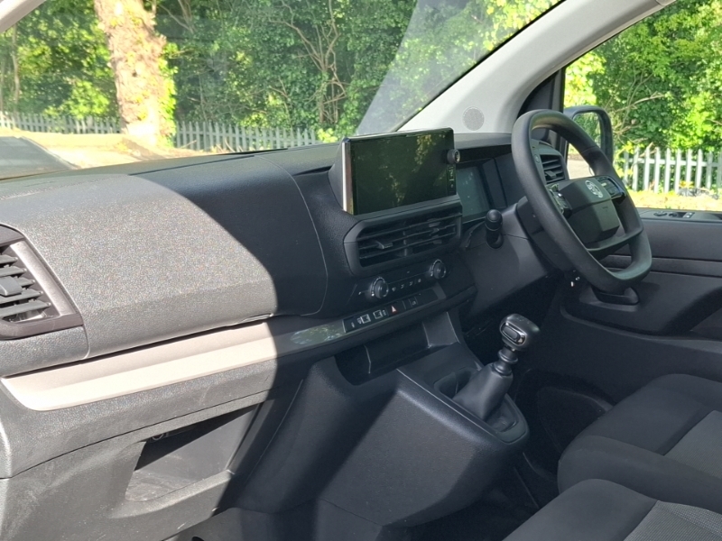 Vauxhall Vivaro 2.0 Turbo D 145 Prime H1 Van DS24TOH White #5