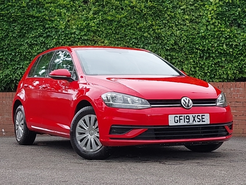 Volkswagen Golf 1.0 Tsi S Red
