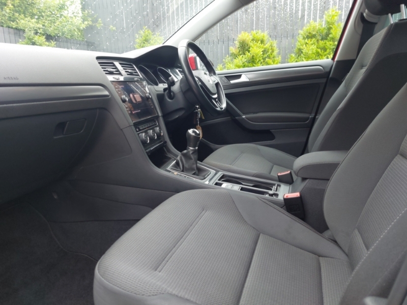 Volkswagen Golf 1.5 Tsi Evo 150 Match Edition SH69ZPD Red #5