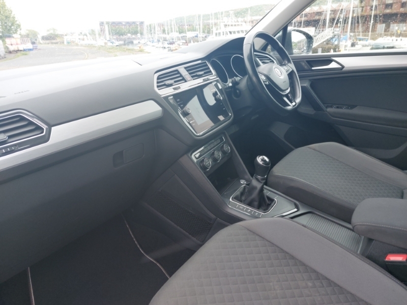 Volkswagen Tiguan 2.0 Tdi 150 Match NL69HTD Grey #5