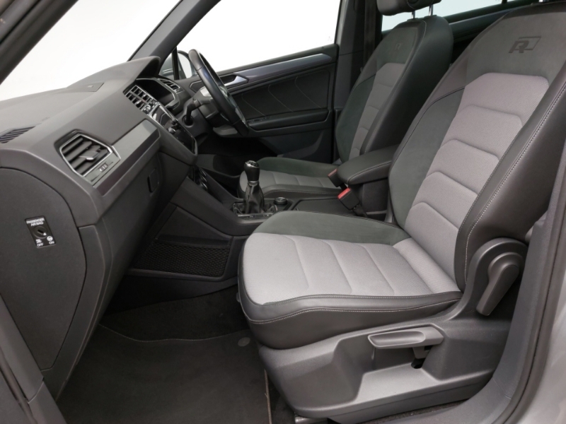 Volkswagen Tiguan 2.0 Tdi 150 4Motion R-line SR19JTU Silver #5