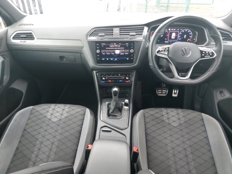 Volkswagen Tiguan 2.0 Tdi R-line Dsg MT23PUX Black #3