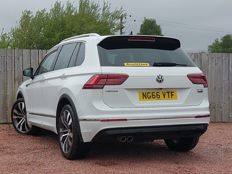 Volkswagen Tiguan 2.0 Tdi 150 4Motion R-line Dsg NG66VTF White #2