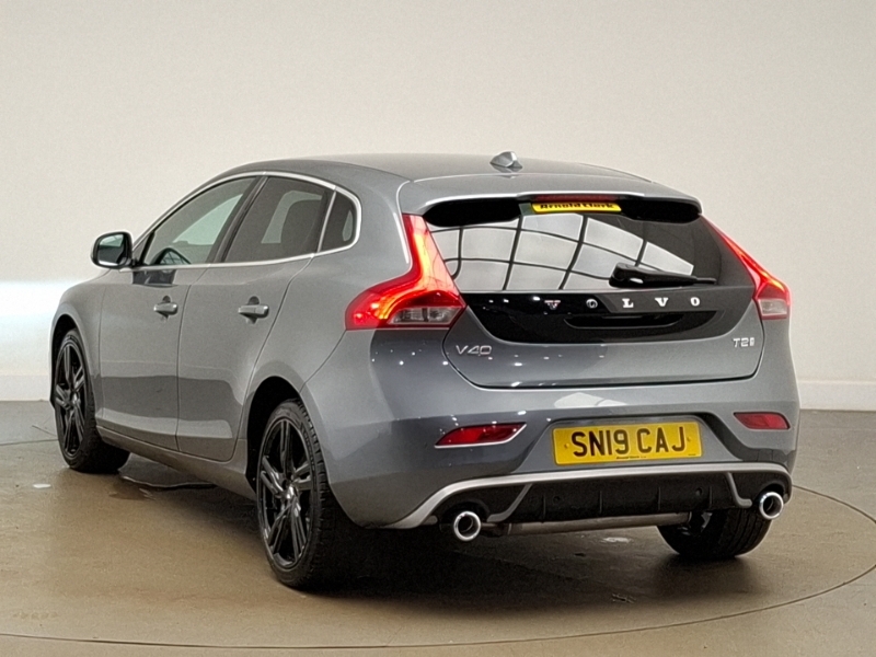 Volvo V40 T2 122 R Design Edition SN19CAJ Grey #2