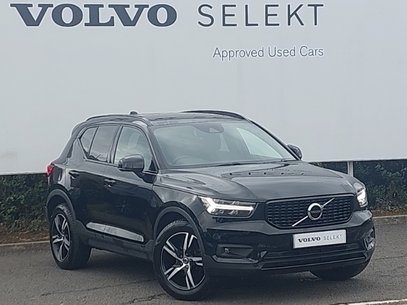 Volvo XC40 1.5 T3 163 R Design Black