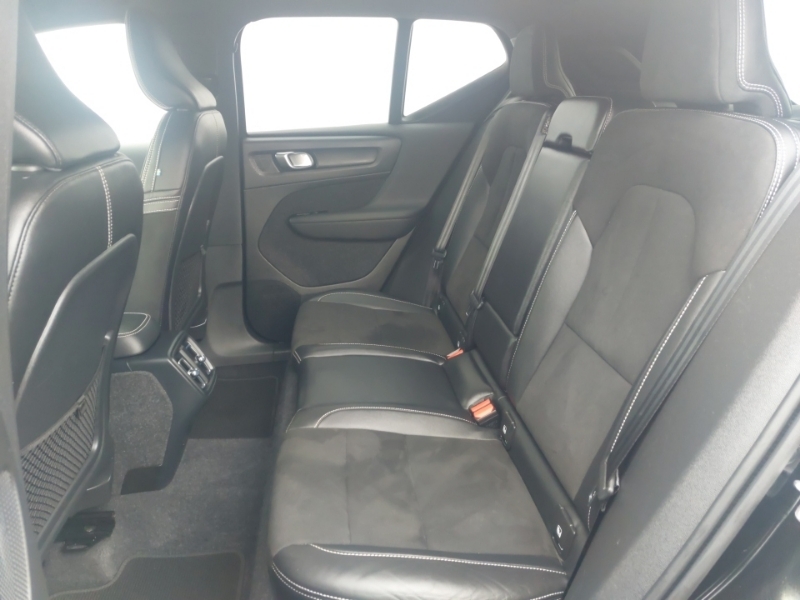 Volvo XC40 1.5 T3 163 R Design SW21OCC Black #6