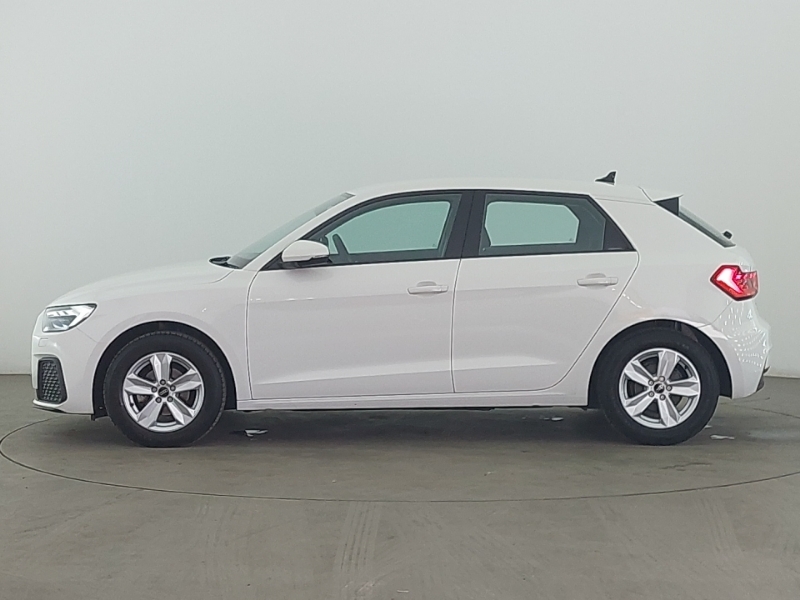 Audi A1 25 Tfsi Technik ND72JZF White #4