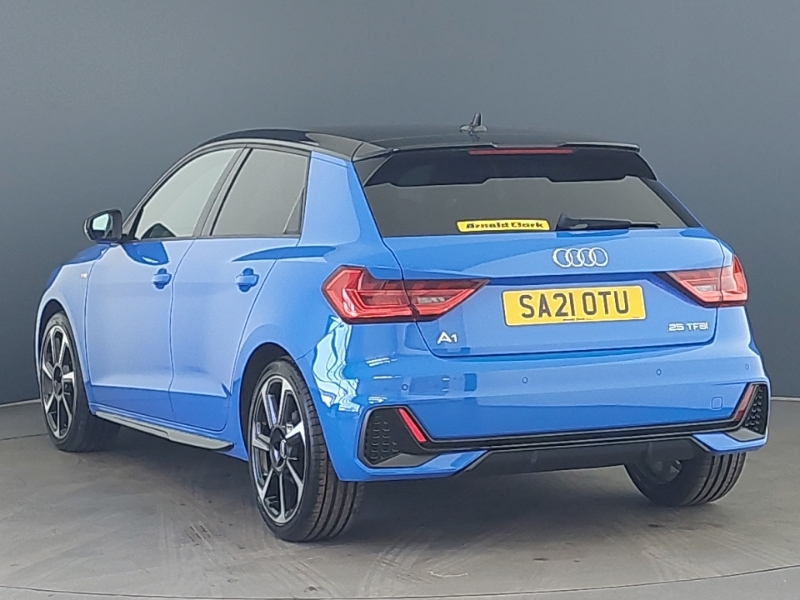 Audi A1 25 Tfsi Black Edition Blue #2