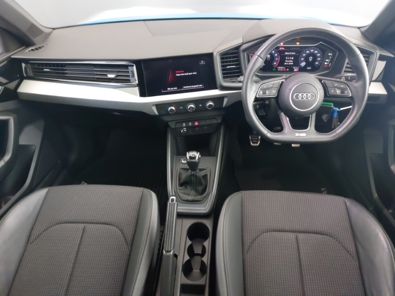 Audi A1 25 Tfsi Black Edition Blue #3