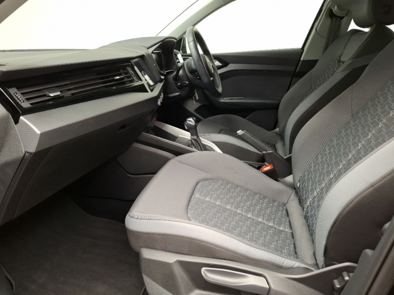 Audi A1 25 Tfsi Sport S Tronic Black #5