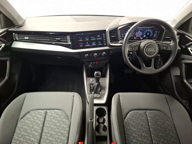 Audi A1 25 Tfsi Sport S Tronic Black #3