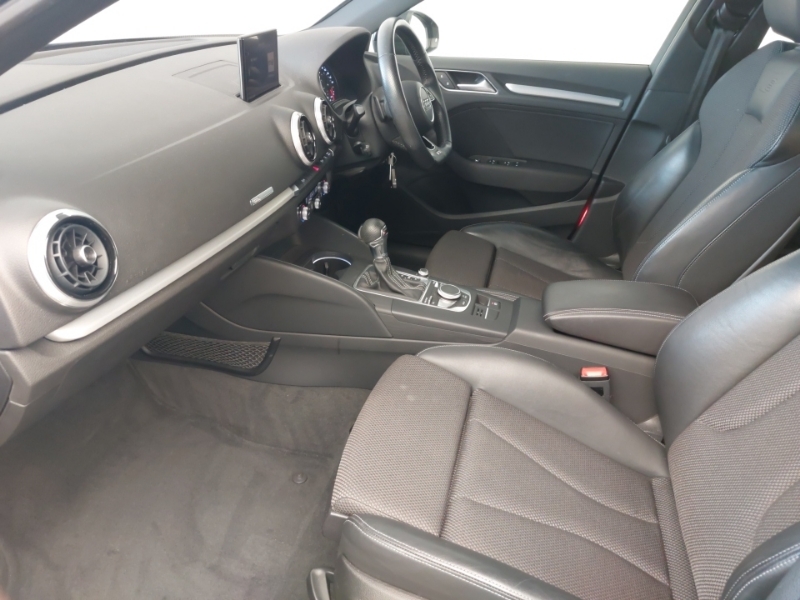 Audi A3 1.4 Tfsi S Line S Tronic PL66AZB Black #5