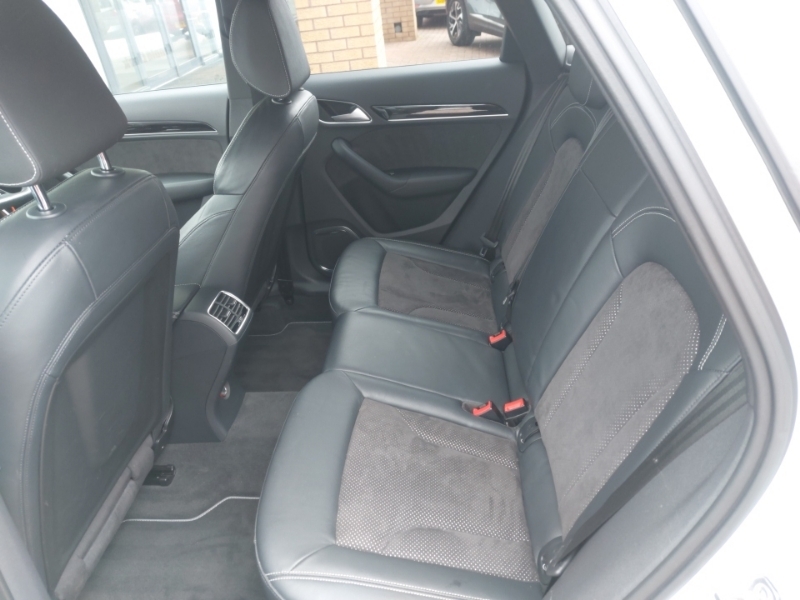Audi Q3 2.0 Tdi 184 Quattro Black Edition S Tronic RK18HDY White #6