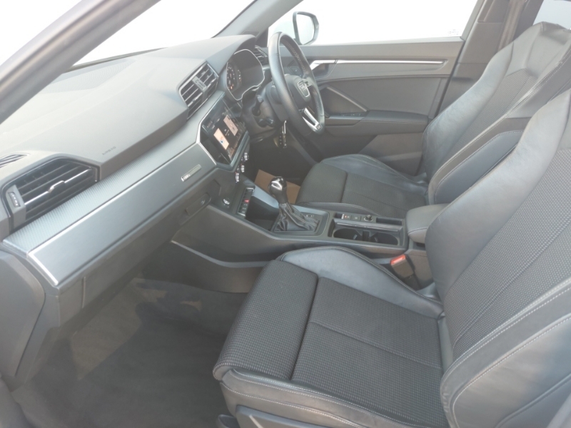 Audi Q3 35 Tdi S Line S Tronic LL21KZC White #5