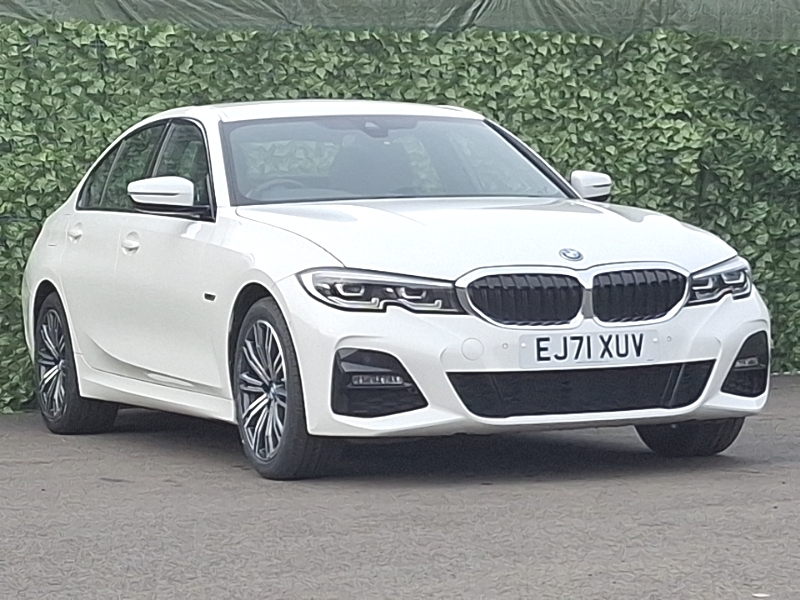 BMW 3 Series 330E M Sport Step White