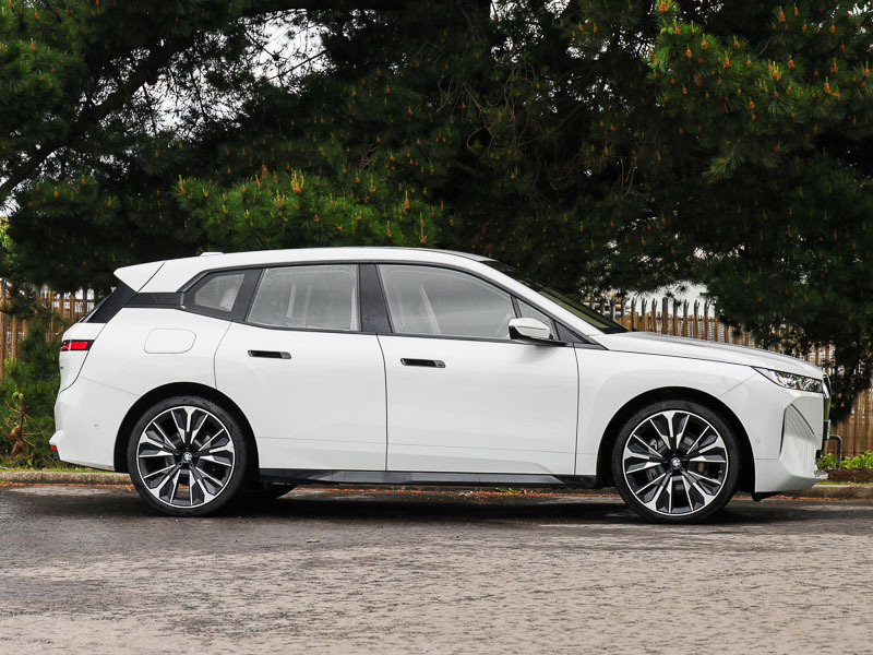 BMW iX 300Kw Xdrive45 Sport 101Kwh White #3