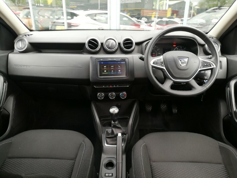 Dacia Duster 1.6 Sce Comfort SN19TKH Black #2