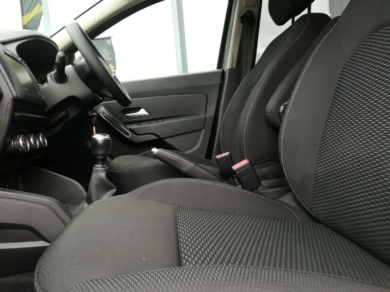 Dacia Duster 1.6 Sce Comfort SN19TKH Black #4