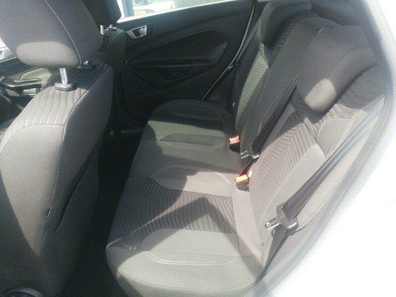 Ford Fiesta 1.0 Zetec DV64WKA White #6