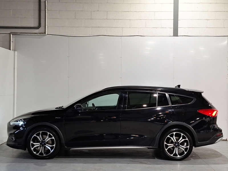 Ford Focus 1.5 Ecoblue 120 Active X SH70CZG Black #4