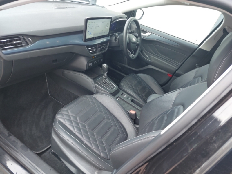 Ford Focus 1.0 Ecoboost Hybrid Mhev 155 Active X GN23OTX Black #5