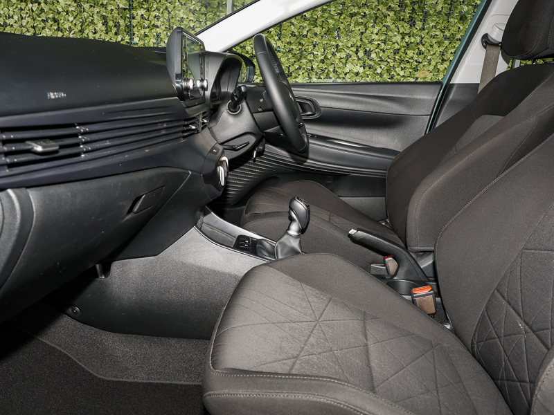 Hyundai Bayon 1.0 Tgdi 48V Mhev Se Connect XGZ4311 Green #3