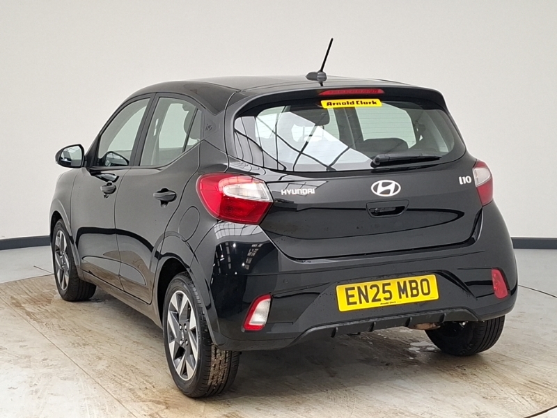 Hyundai I10 1.0 63 Advance Nav EN25MBO Black #2