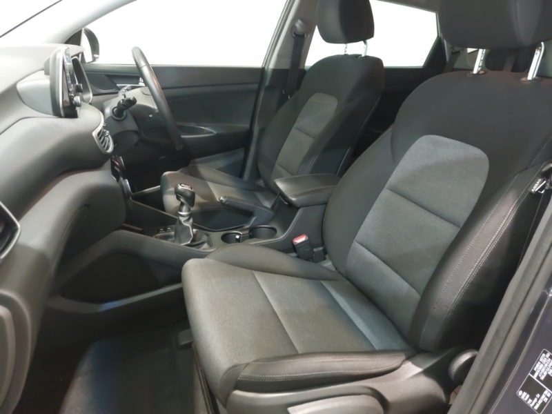 Hyundai Tucson 1.6 Gdi Se Nav 2Wd EA68TCK Grey #5