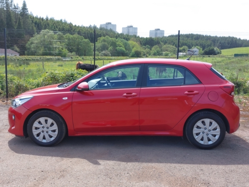 Kia RIO 1.4 Crdi 1 Red #4