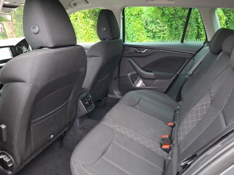 Skoda Kamiq 1.0 Tsi 110 Se Drive AK72YVB Grey #6